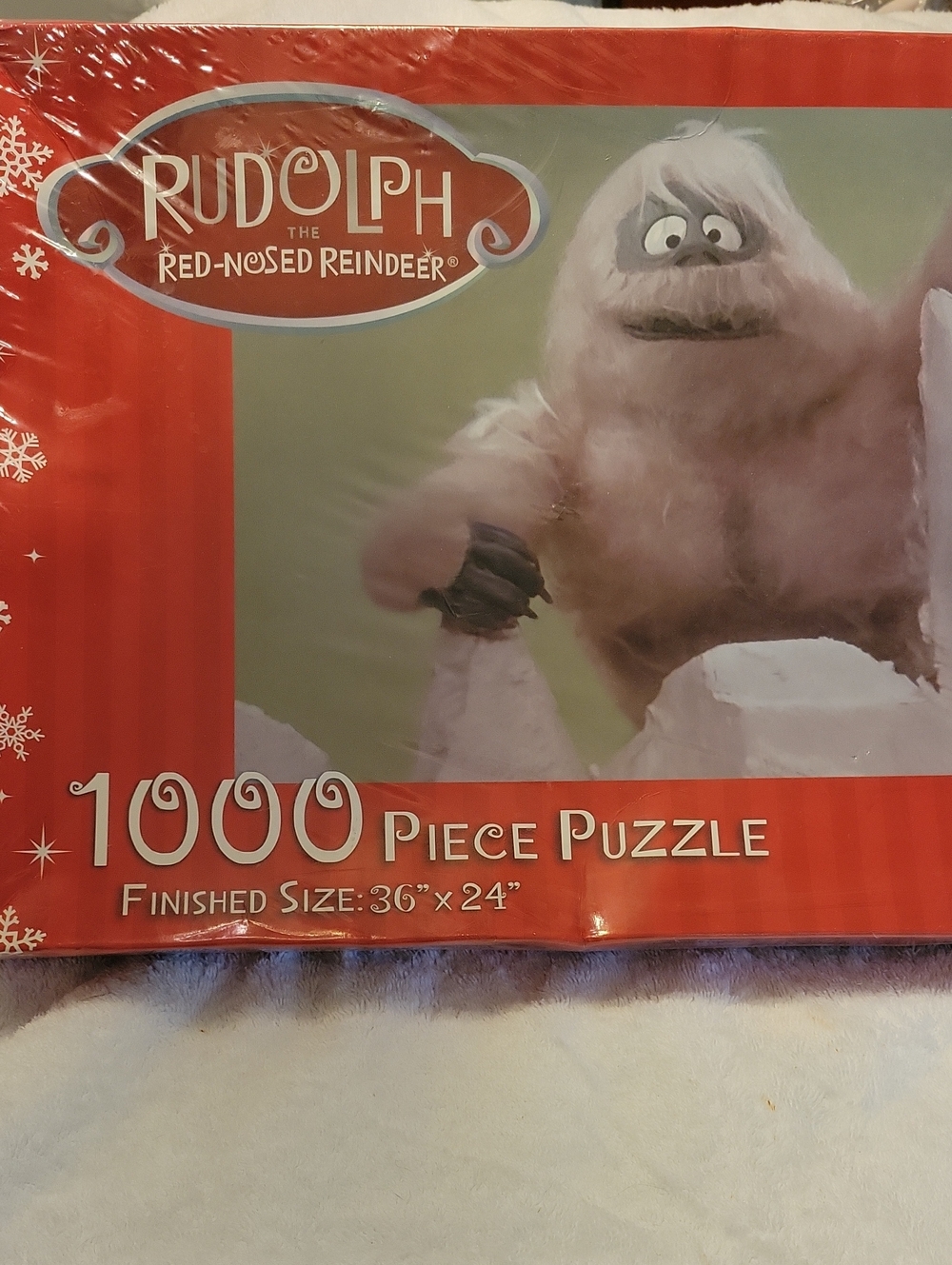 Rudolph Red-Nosed Reindeer 1000-Piece Puzzle - Red & White